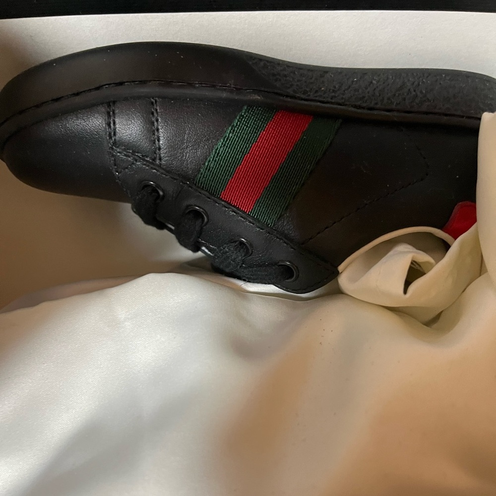 Boys Gucci shoes worn twice - Picture 4 of 5